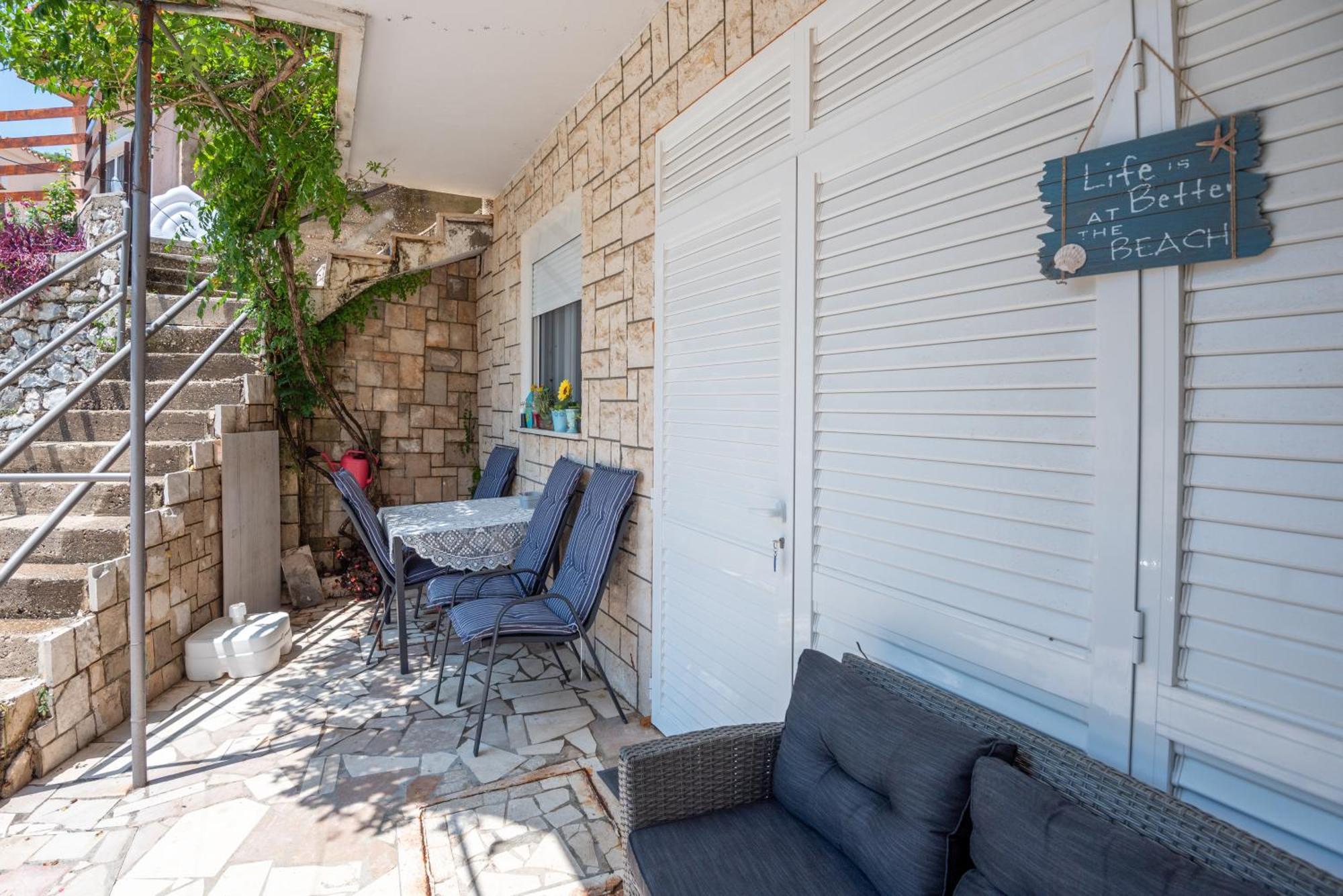 Apartmani Dora Duboka Экстерьер фото